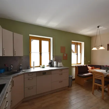 In Mit Balkon