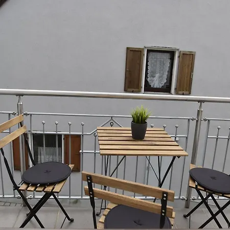 In Mit Balkon * Tannesberg