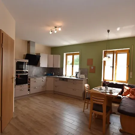 In Mit Balkon Appartement *